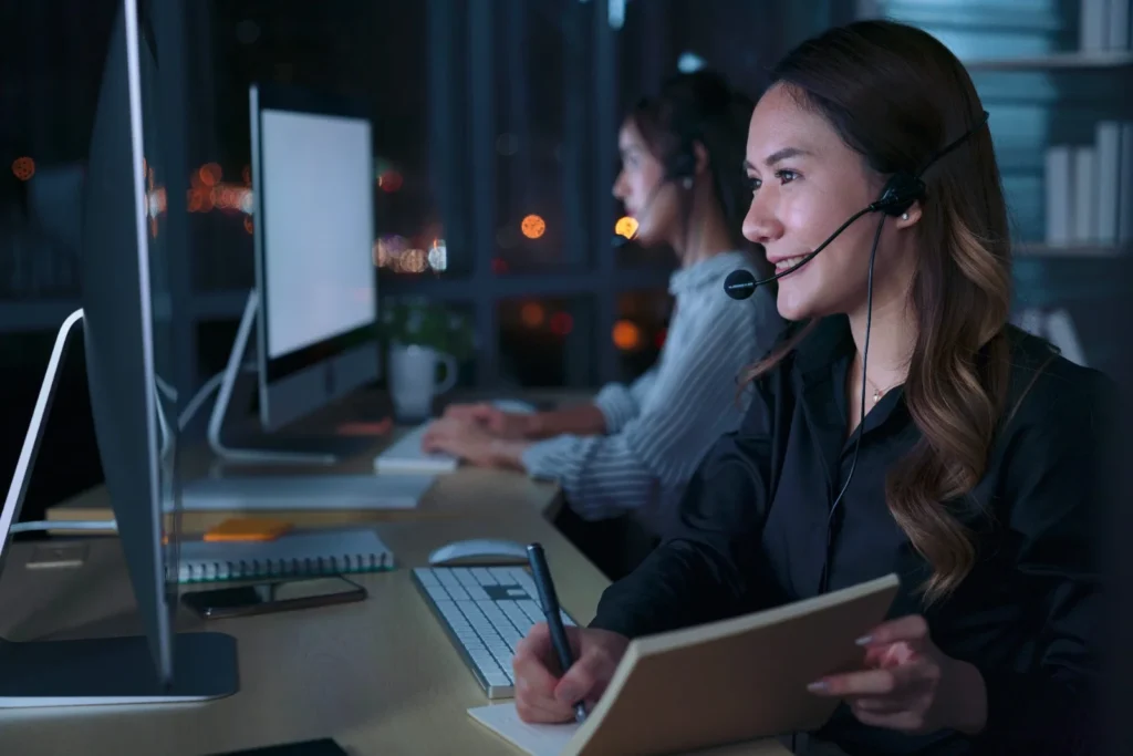 What are the best contact center solution features in 2026